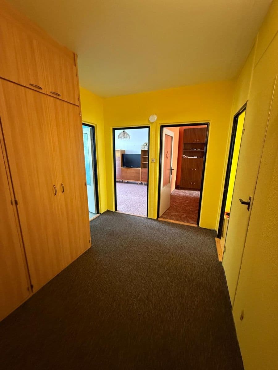 Prodej bytu 3+1 74 m², V Lukách, Heřmanův Městec, Pardubický kraj Prodej bytu 3+1 74 m², V Lukách, Heřmanův Městec, Pardubický kraj