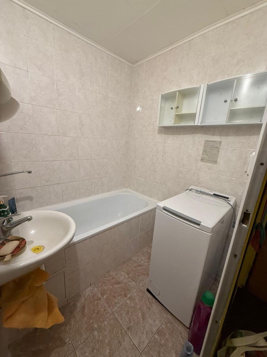 Prodej bytu 3+1 74 m², V Lukách, Heřmanův Městec, Pardubický kraj Prodej bytu 3+1 74 m², V Lukách, Heřmanův Městec, Pardubický kraj