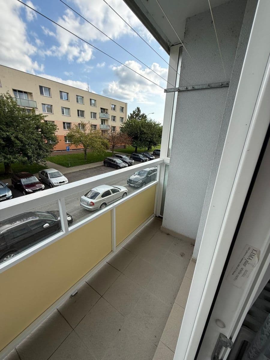 Prodej bytu 3+1 74 m², V Lukách, Heřmanův Městec, Pardubický kraj Prodej bytu 3+1 74 m², V Lukách, Heřmanův Městec, Pardubický kraj