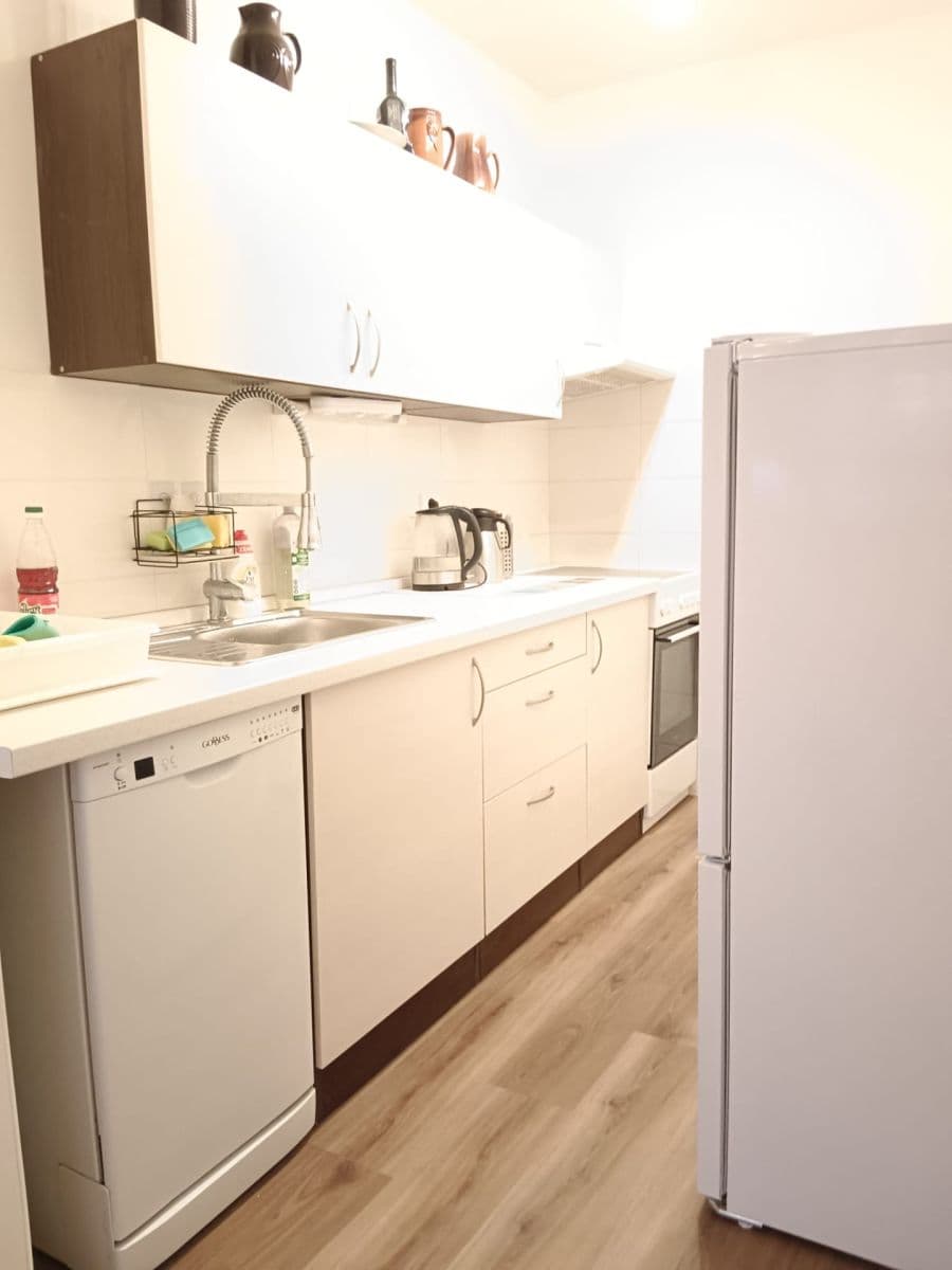 Pronájem bytu 2+kk 43 m², Vašátkova, Praha, Praha Pronájem bytu 2+kk 43 m², Vašátkova, Praha, Praha