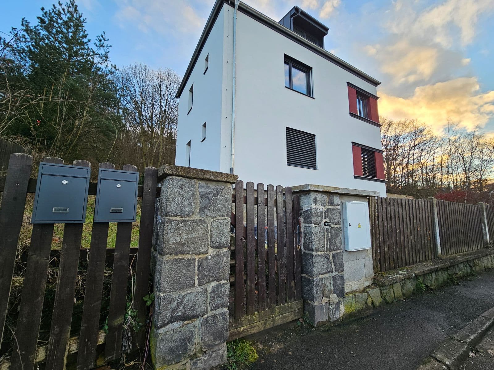 Pronájem bytu  60 m², Dykova, Ústí nad Labem, Ústecký kraj Pronájem bytu  60 m², Dykova, Ústí nad Labem, Ústecký kraj