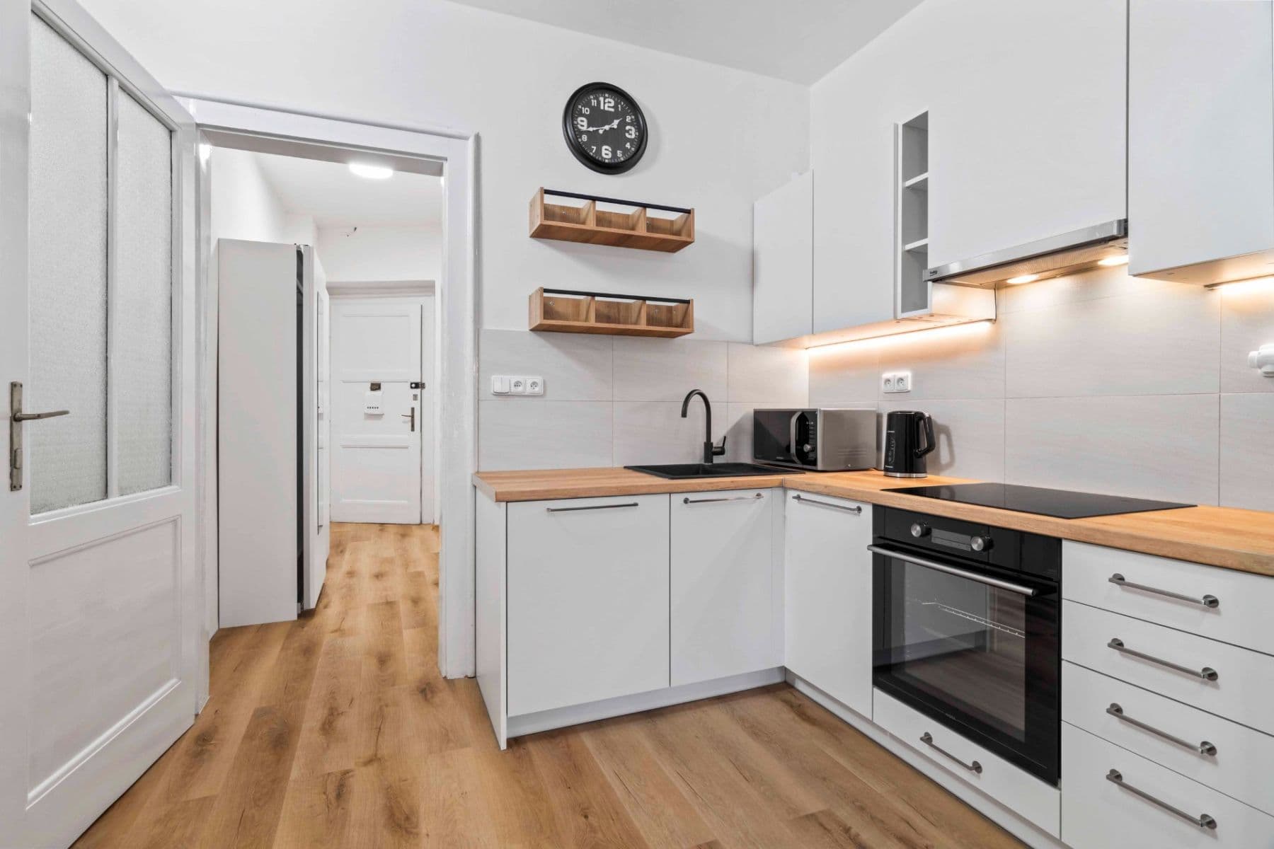 Pronájem bytu 1+kk 27 m², Chvalova, Praha, Praha Pronájem bytu 1+kk 27 m², Chvalova, Praha, Praha