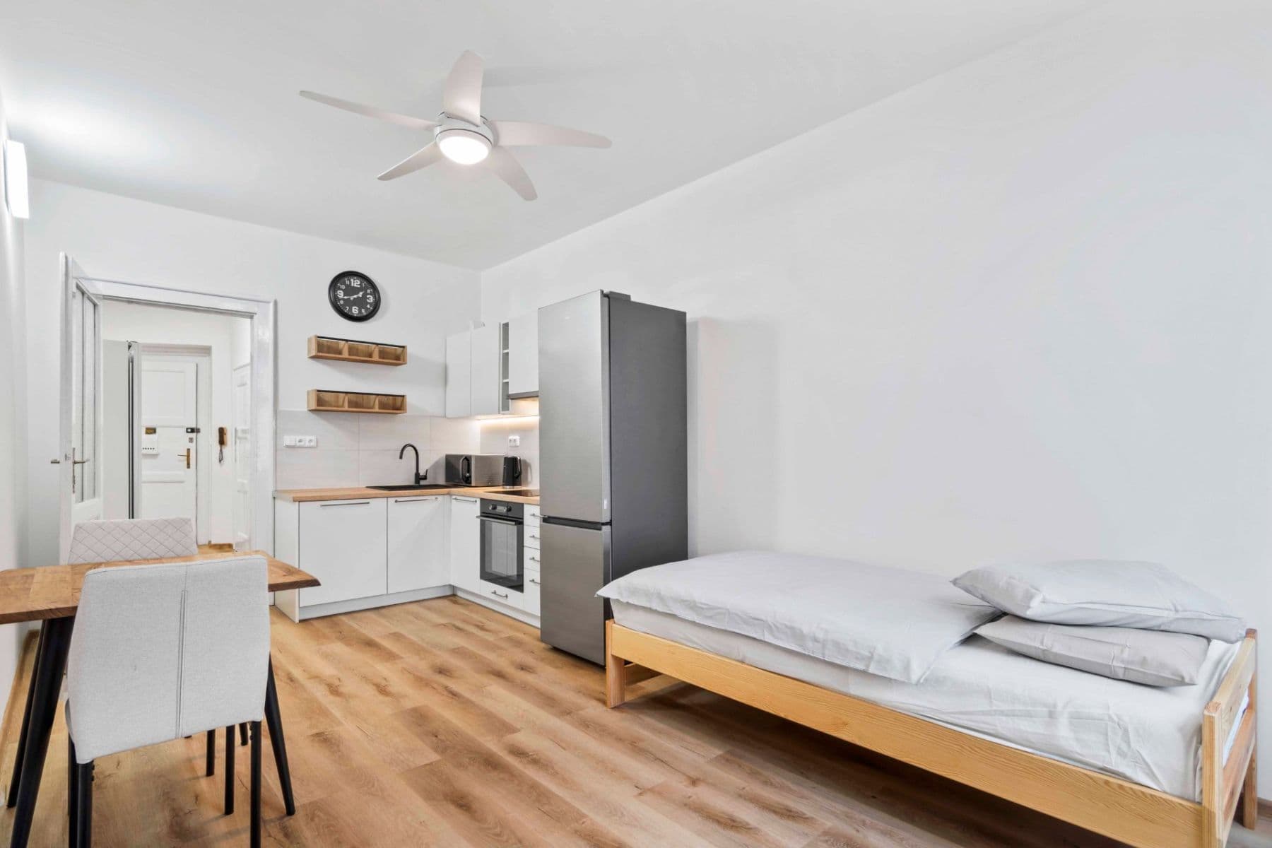 Pronájem bytu 1+kk 27 m², Chvalova, Praha, Praha Pronájem bytu 1+kk 27 m², Chvalova, Praha, Praha