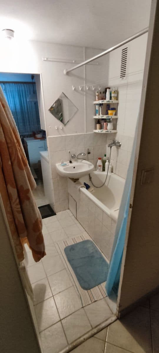 Prodej bytu 3+1 68 m², Přímětická, Praha, Praha Prodej bytu 3+1 68 m², Přímětická, Praha, Praha