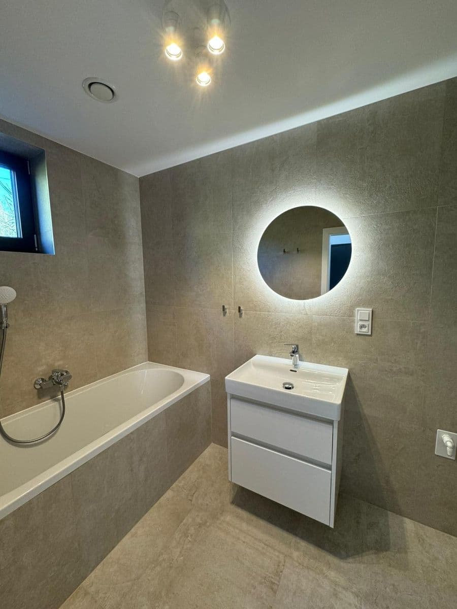 Pronájem bytu 4+kk 93 m², Potoční, Čáslav, Středočeský kraj Pronájem bytu 4+kk 93 m², Potoční, Čáslav, Středočeský kraj