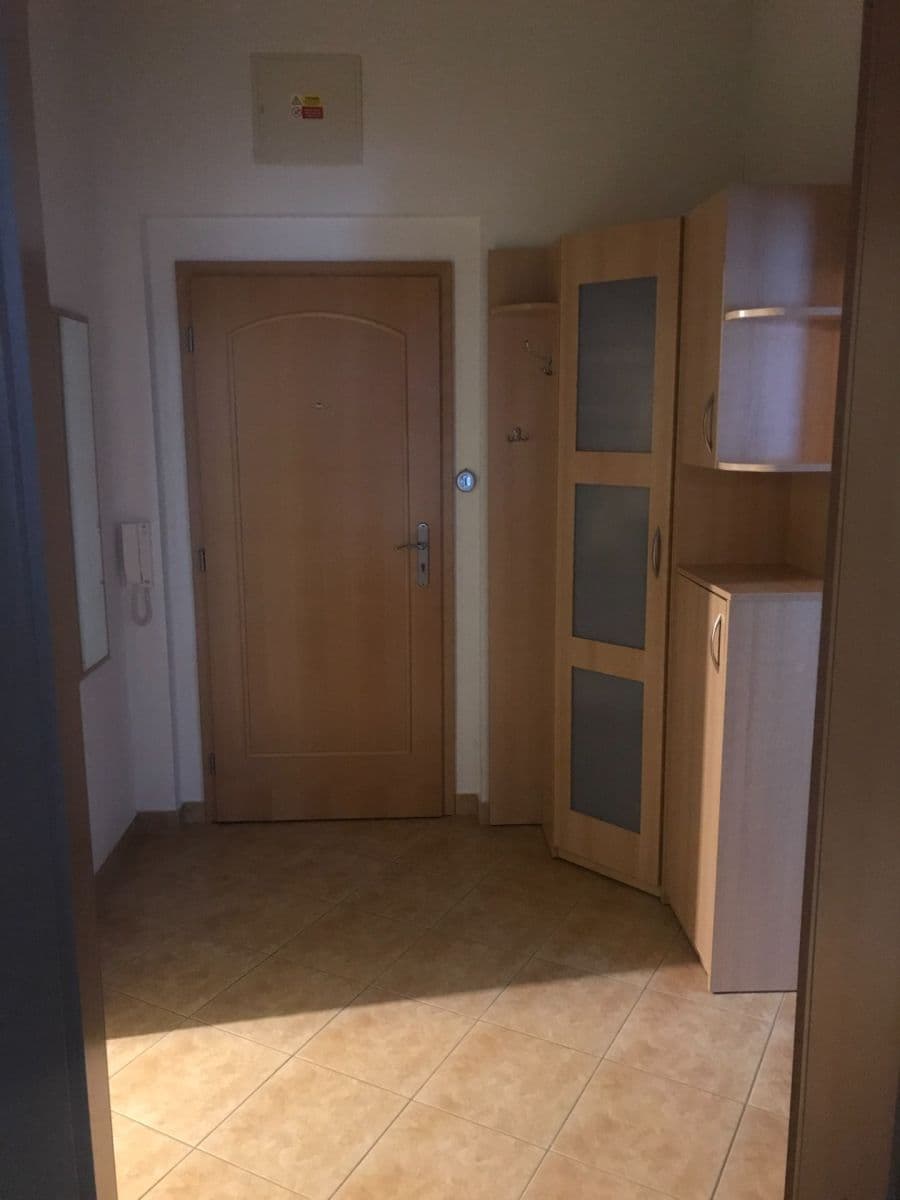 Pronájem bytu 2+kk 49 m², J. Palacha, Břeclav, Jihomoravský kraj Pronájem bytu 2+kk 49 m², J. Palacha, Břeclav, Jihomoravský kraj