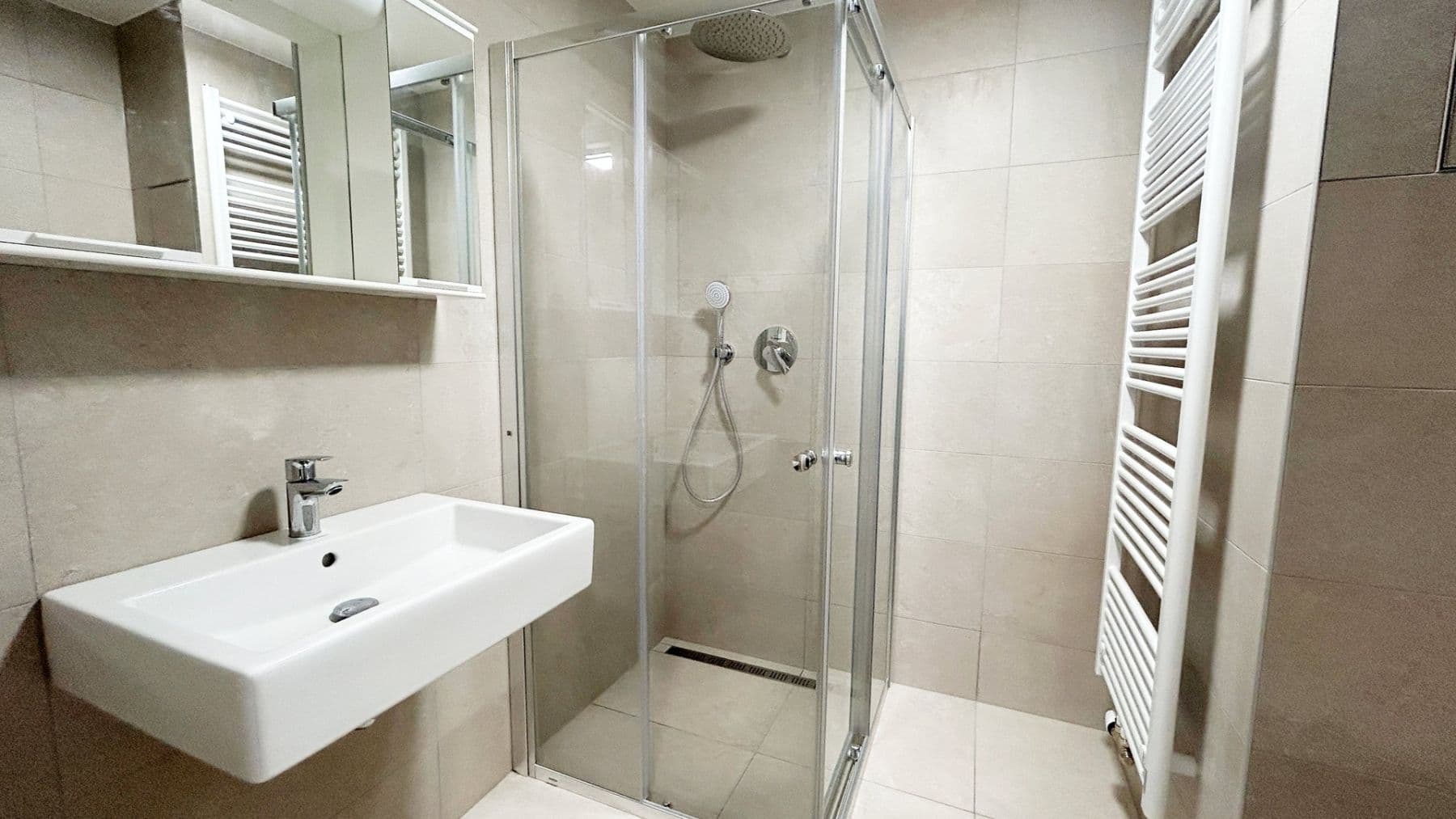 Pronájem bytu 2+kk 49 m², Ke křížku, Kladno, Středočeský kraj Pronájem bytu 2+kk 49 m², Ke křížku, Kladno, Středočeský kraj