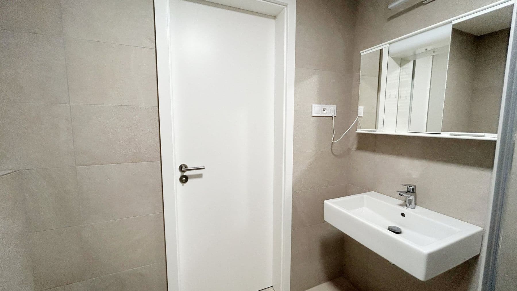 Pronájem bytu 2+kk 49 m², Ke křížku, Kladno, Středočeský kraj Pronájem bytu 2+kk 49 m², Ke křížku, Kladno, Středočeský kraj