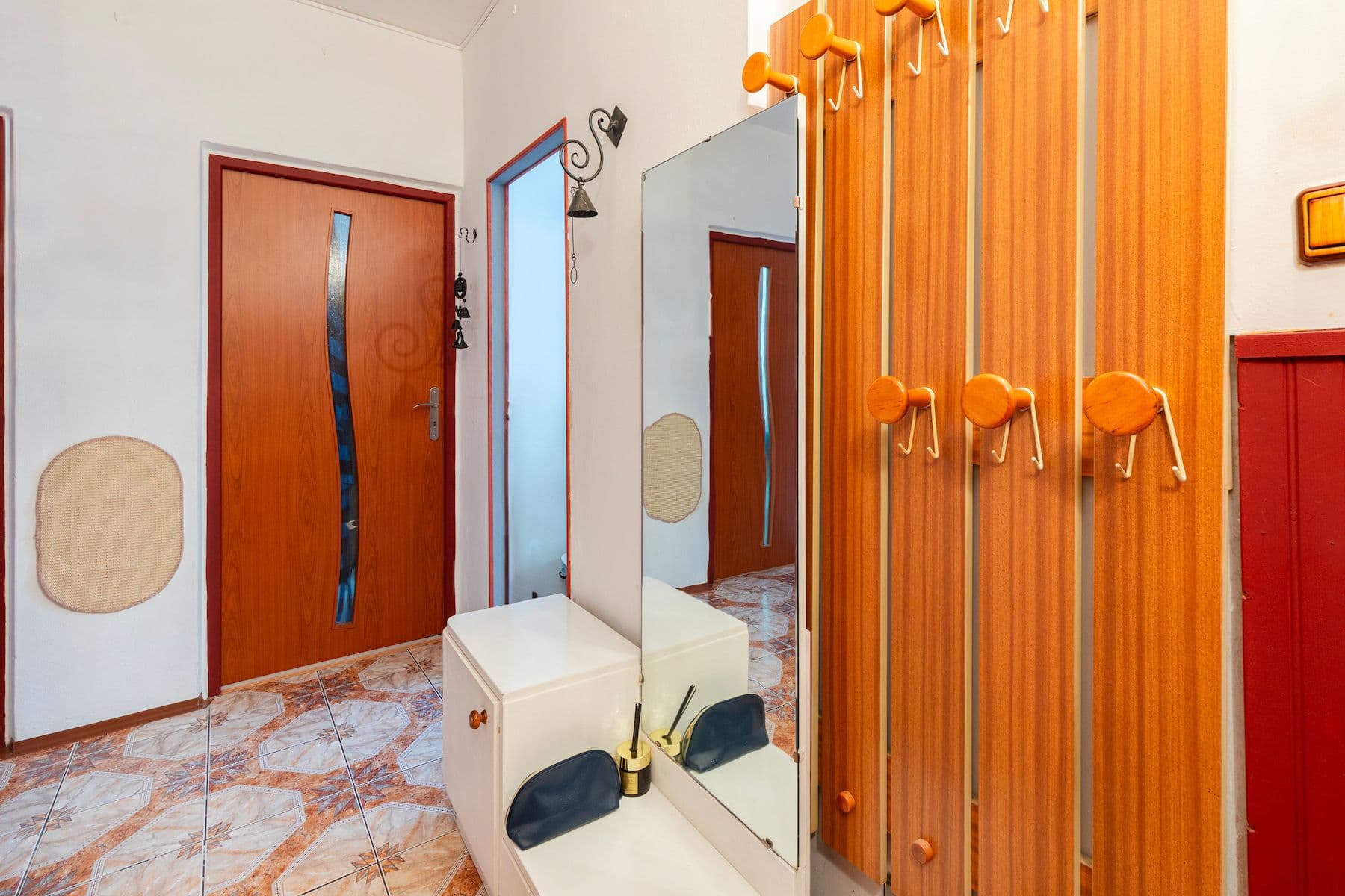 Prodej bytu 3+1 82 m², Poštovní, Desná, Liberecký kraj Prodej bytu 3+1 82 m², Poštovní, Desná, Liberecký kraj