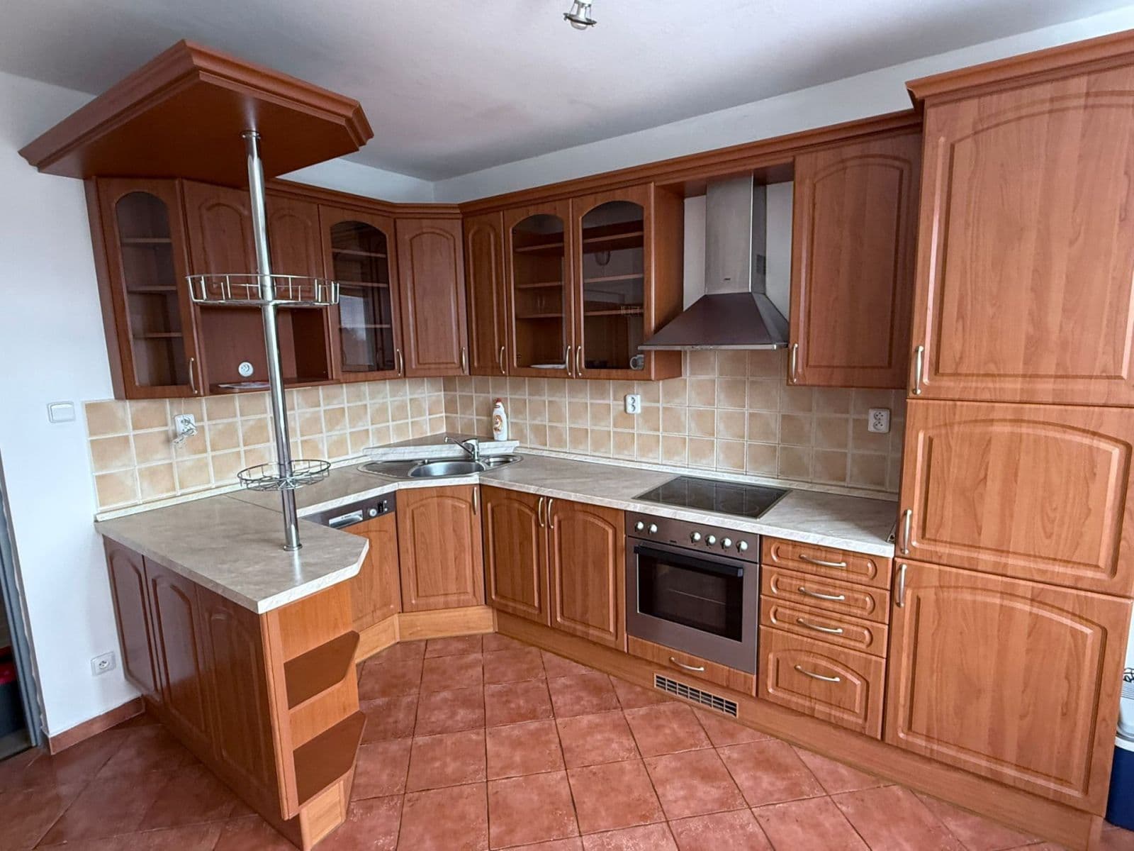 Prodej domu 173 m², pozemek 682 m², Nezvalova, Jirny, Středočeský kraj Prodej domu 173 m², pozemek 682 m², Nezvalova, Jirny, Středočeský kraj