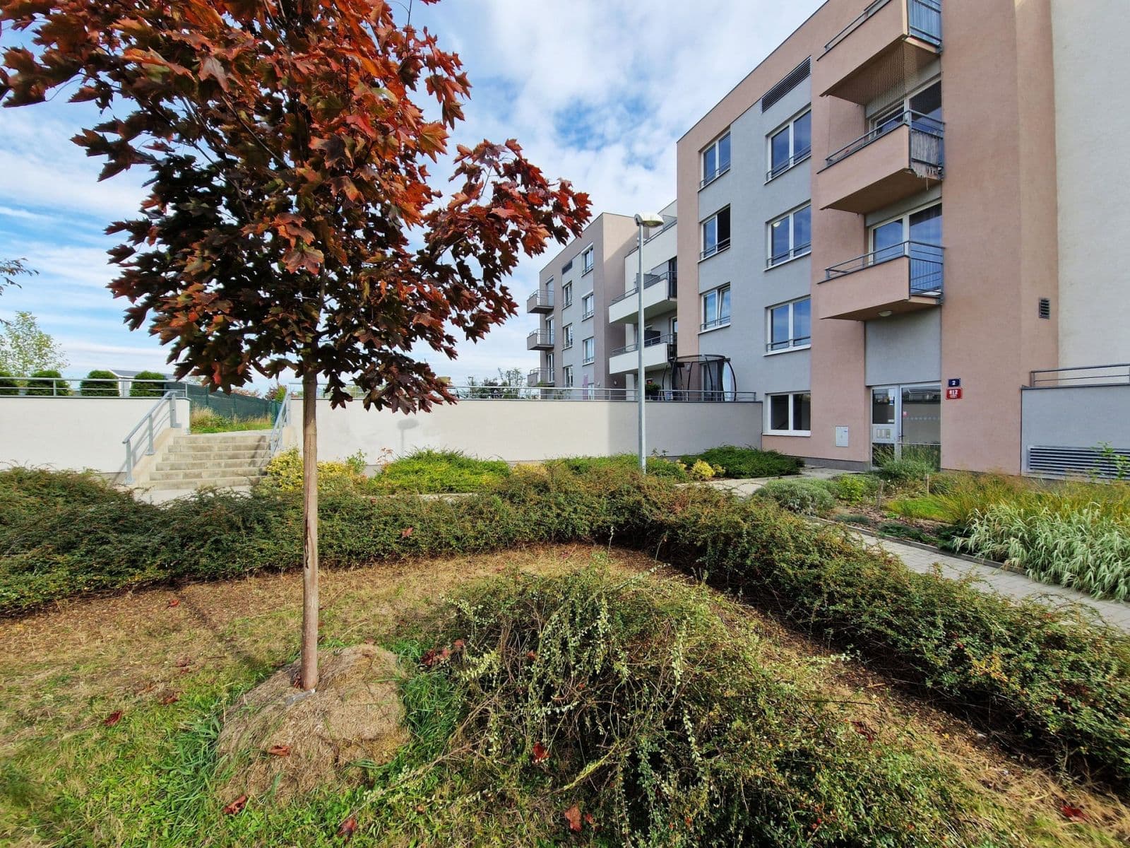 Pronájem bytu 1+kk 35 m², Hlučkova, Praha, Praha Pronájem bytu 1+kk 35 m², Hlučkova, Praha, Praha