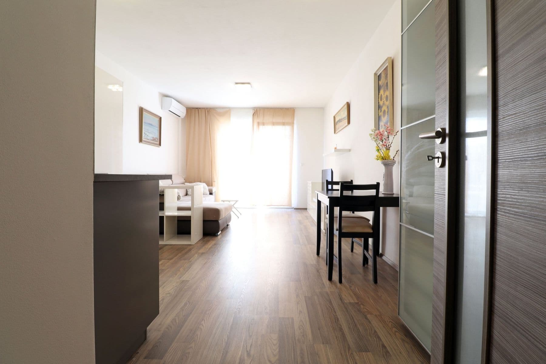 Pronájem bytu 1+kk 35 m², Hlučkova, Praha, Praha Pronájem bytu 1+kk 35 m², Hlučkova, Praha, Praha