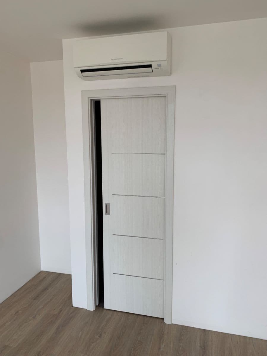 Prodej bytu 2+kk 62 m², náměstí Na Sádkách, Dolní Břežany, Středočeský kraj Prodej bytu 2+kk 62 m², náměstí Na Sádkách, Dolní Břežany, Středočeský kraj