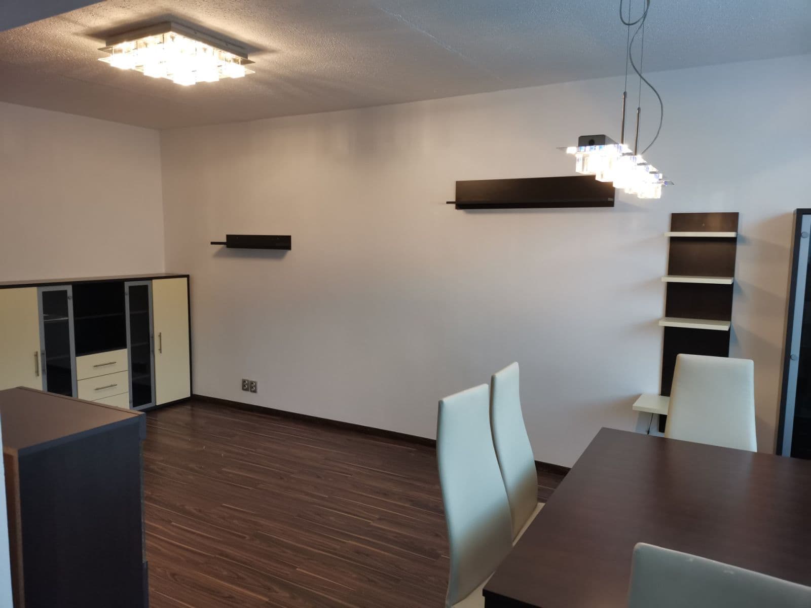 Pronájem bytu 3+1 74 m², Gen. Svobody, Třebíč, Kraj Vysočina Pronájem bytu 3+1 74 m², Gen. Svobody, Třebíč, Kraj Vysočina