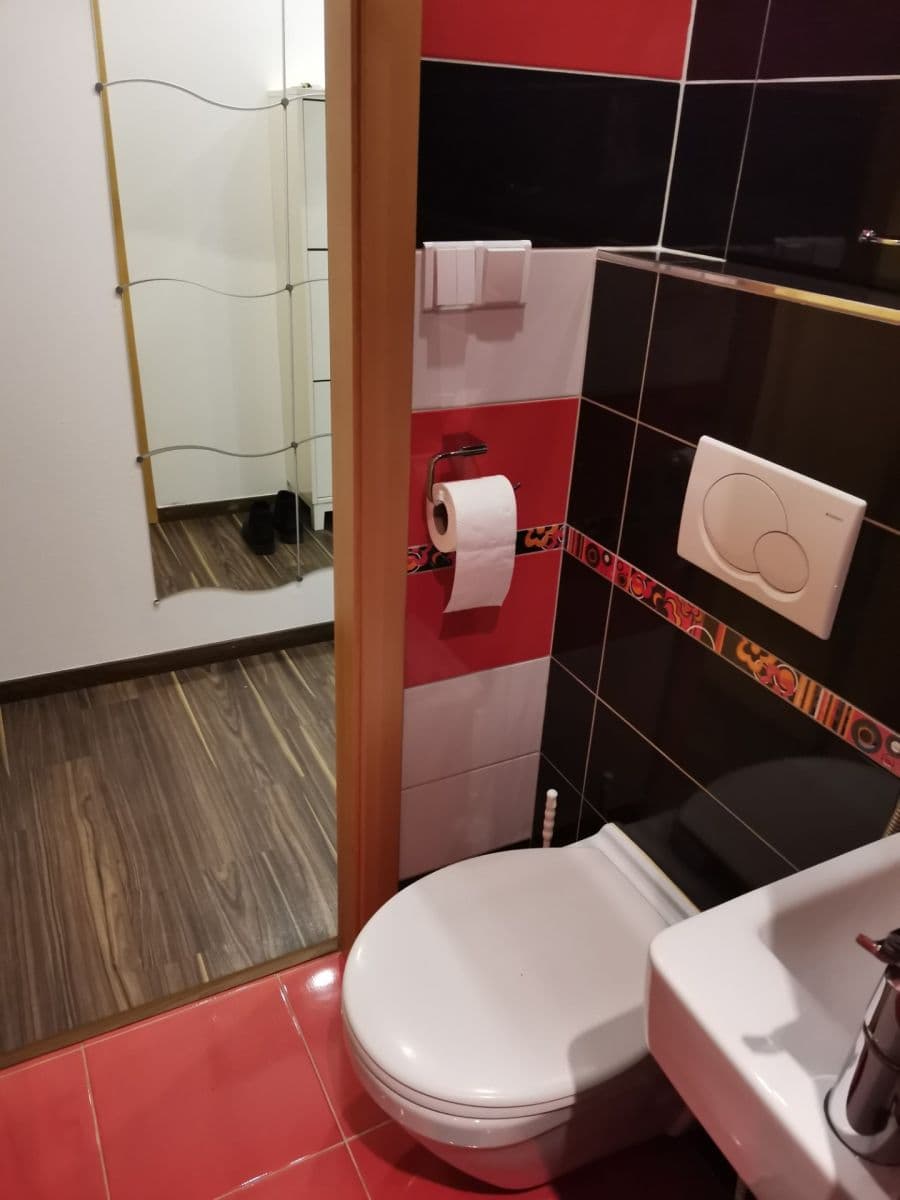 Pronájem bytu 3+1 74 m², Gen. Svobody, Třebíč, Kraj Vysočina Pronájem bytu 3+1 74 m², Gen. Svobody, Třebíč, Kraj Vysočina