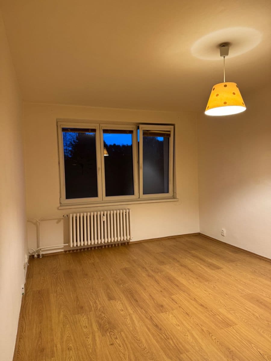 Pronájem bytu 1+1 38 m², Vincence Makovského, Ostrava, Moravskoslezský kraj Pronájem bytu 1+1 38 m², Vincence Makovského, Ostrava, Moravskoslezský kraj
