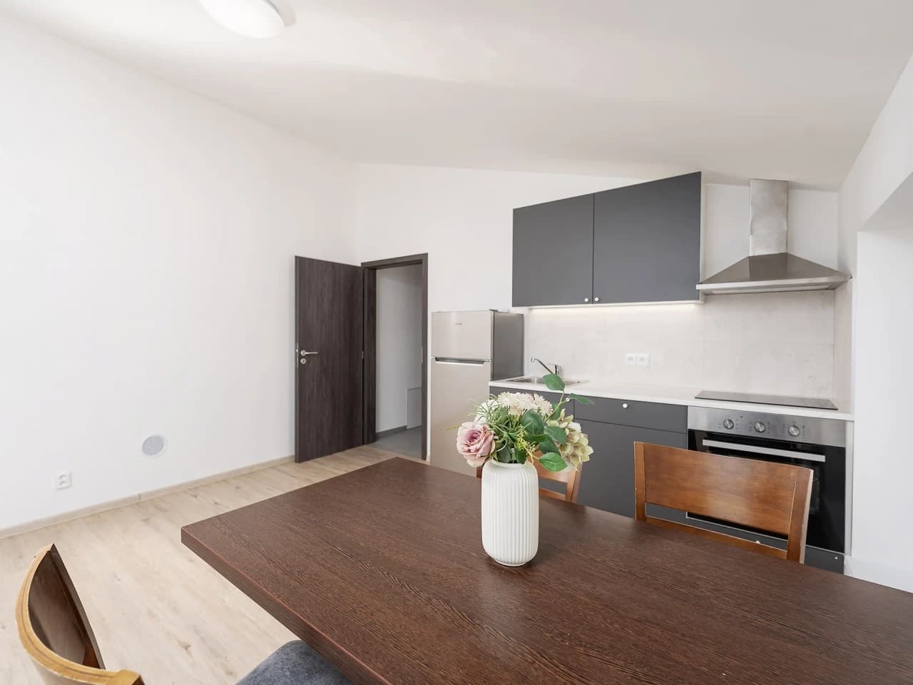 Pronájem bytu 2+kk 35 m², Poděbradova, Brno, Jihomoravský kraj Pronájem bytu 2+kk 35 m², Poděbradova, Brno, Jihomoravský kraj