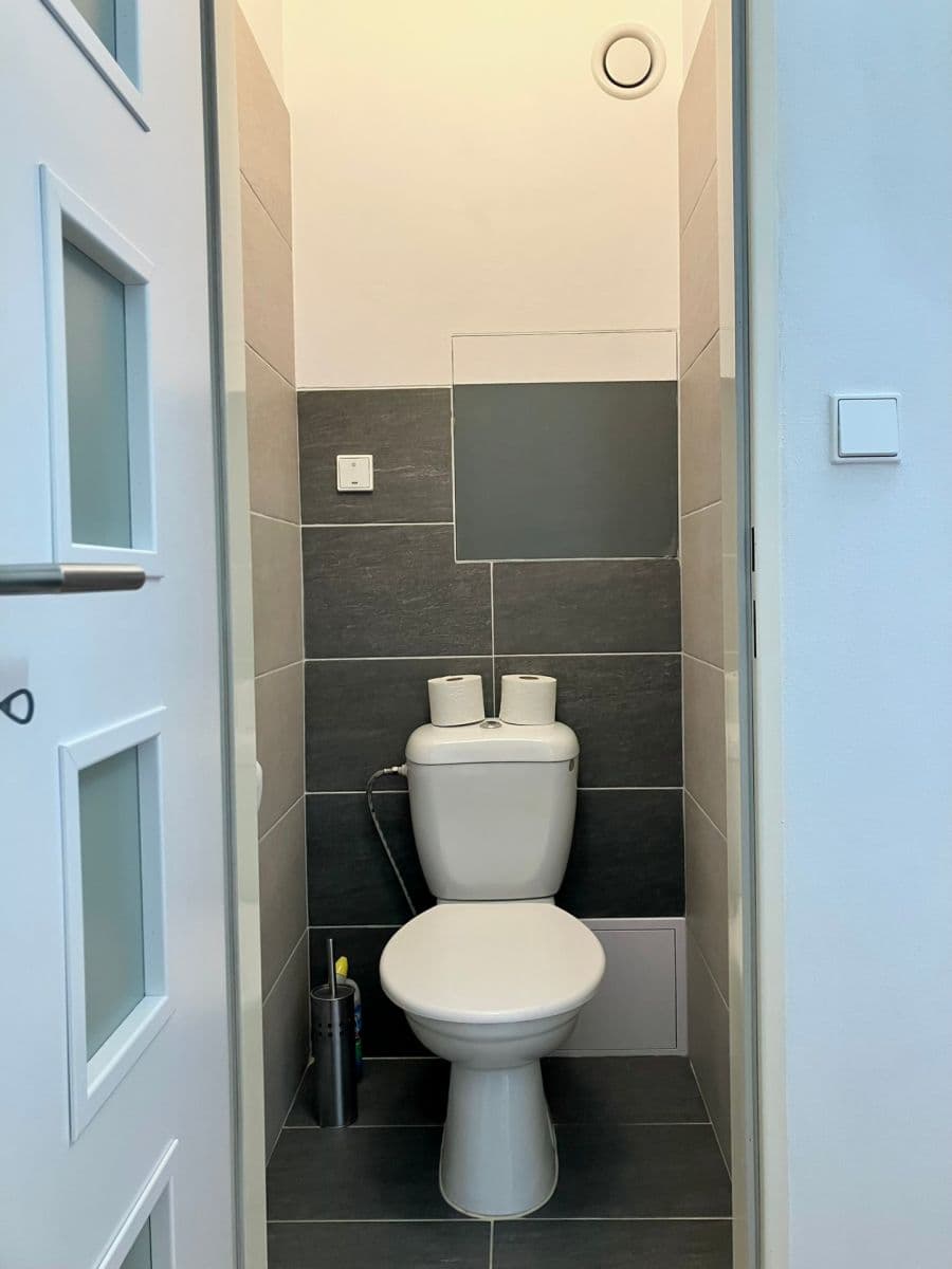 Pronájem bytu 3+1 56 m², U Remízku, Hořovice, Středočeský kraj Pronájem bytu 3+1 56 m², U Remízku, Hořovice, Středočeský kraj