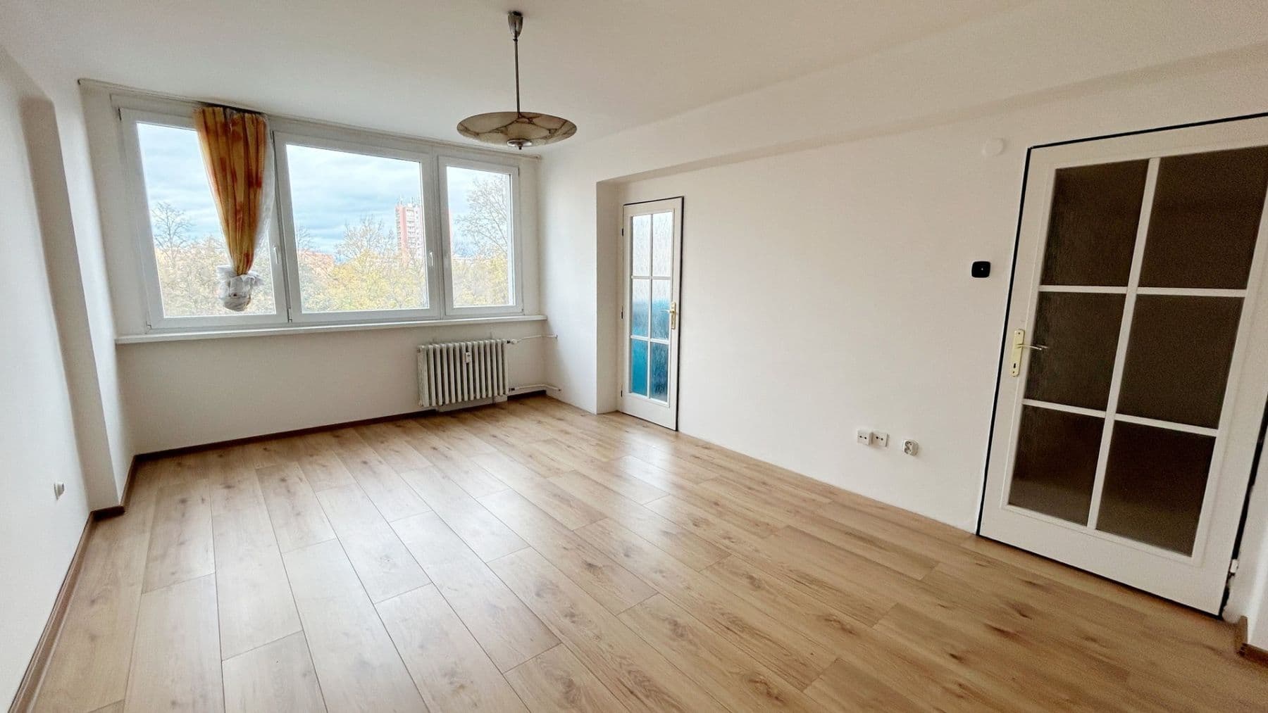 Pronájem bytu 2+1 53 m², Rimavské Soboty, Kolín, Středočeský kraj Pronájem bytu 2+1 53 m², Rimavské Soboty, Kolín, Středočeský kraj