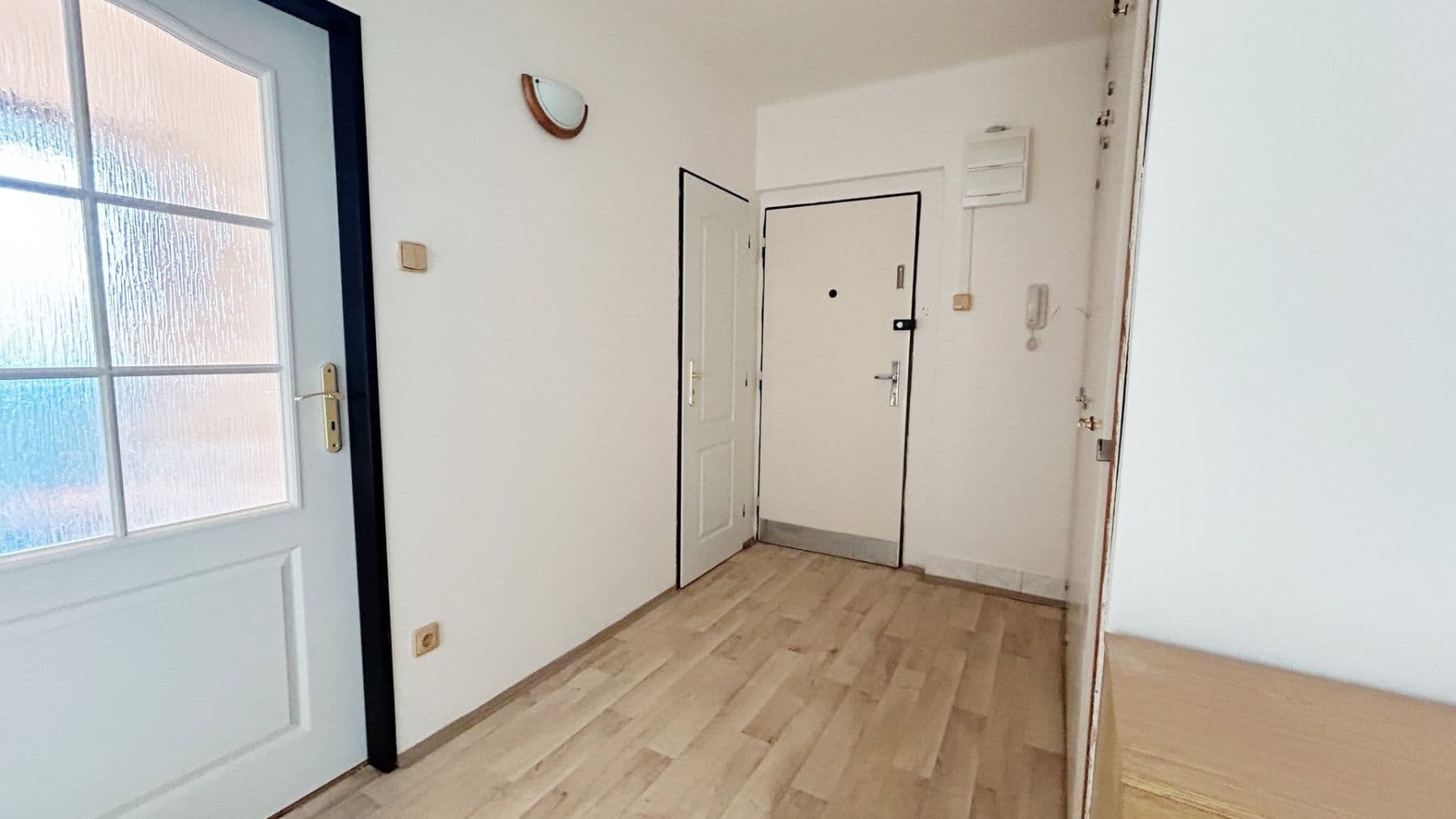 Pronájem bytu 2+1 53 m², Rimavské Soboty, Kolín, Středočeský kraj Pronájem bytu 2+1 53 m², Rimavské Soboty, Kolín, Středočeský kraj