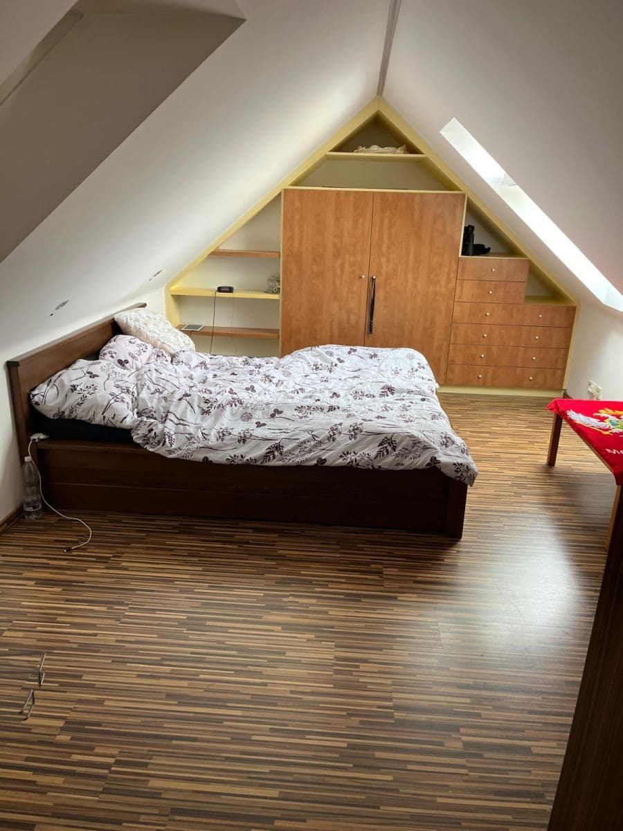 Pronájem bytu 2+kk 100 m², Tišnovská, Kuřim, Jihomoravský kraj Pronájem bytu 2+kk 100 m², Tišnovská, Kuřim, Jihomoravský kraj