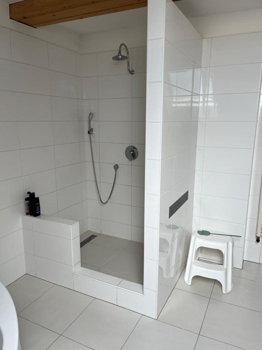 Pronájem bytu 2+kk 100 m², Tišnovská, Kuřim, Jihomoravský kraj Pronájem bytu 2+kk 100 m², Tišnovská, Kuřim, Jihomoravský kraj