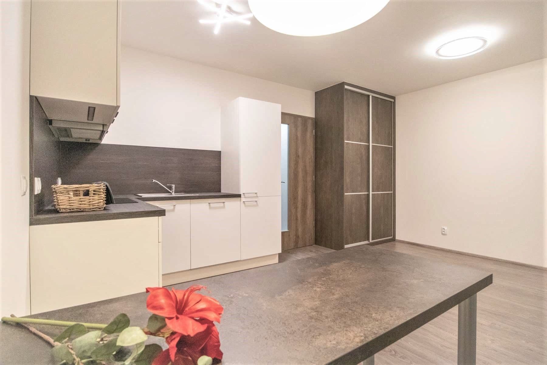 Prodej bytu 1+kk 34 m², Spolková, Brno, Jihomoravský kraj Prodej bytu 1+kk 34 m², Spolková, Brno, Jihomoravský kraj