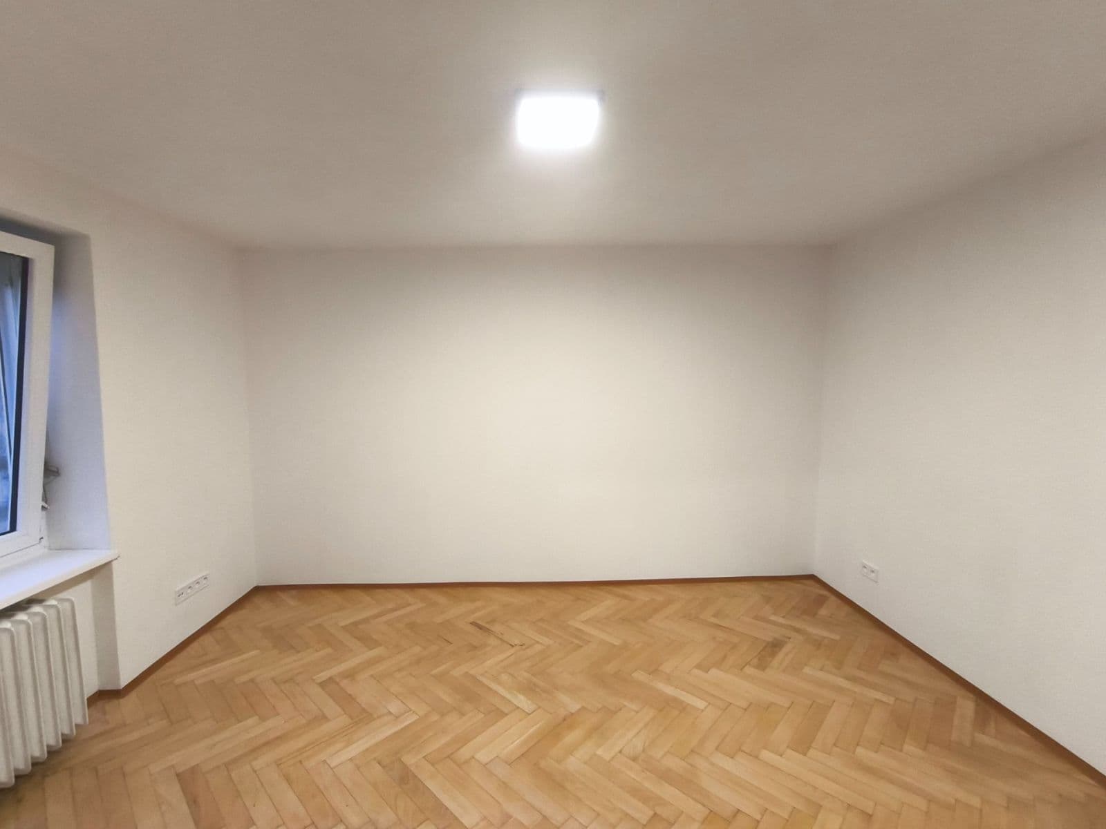 Pronájem bytu 1+1 30 m², Partyzánská, Plzeň, Plzeňský kraj Pronájem bytu 1+1 30 m², Partyzánská, Plzeň, Plzeňský kraj