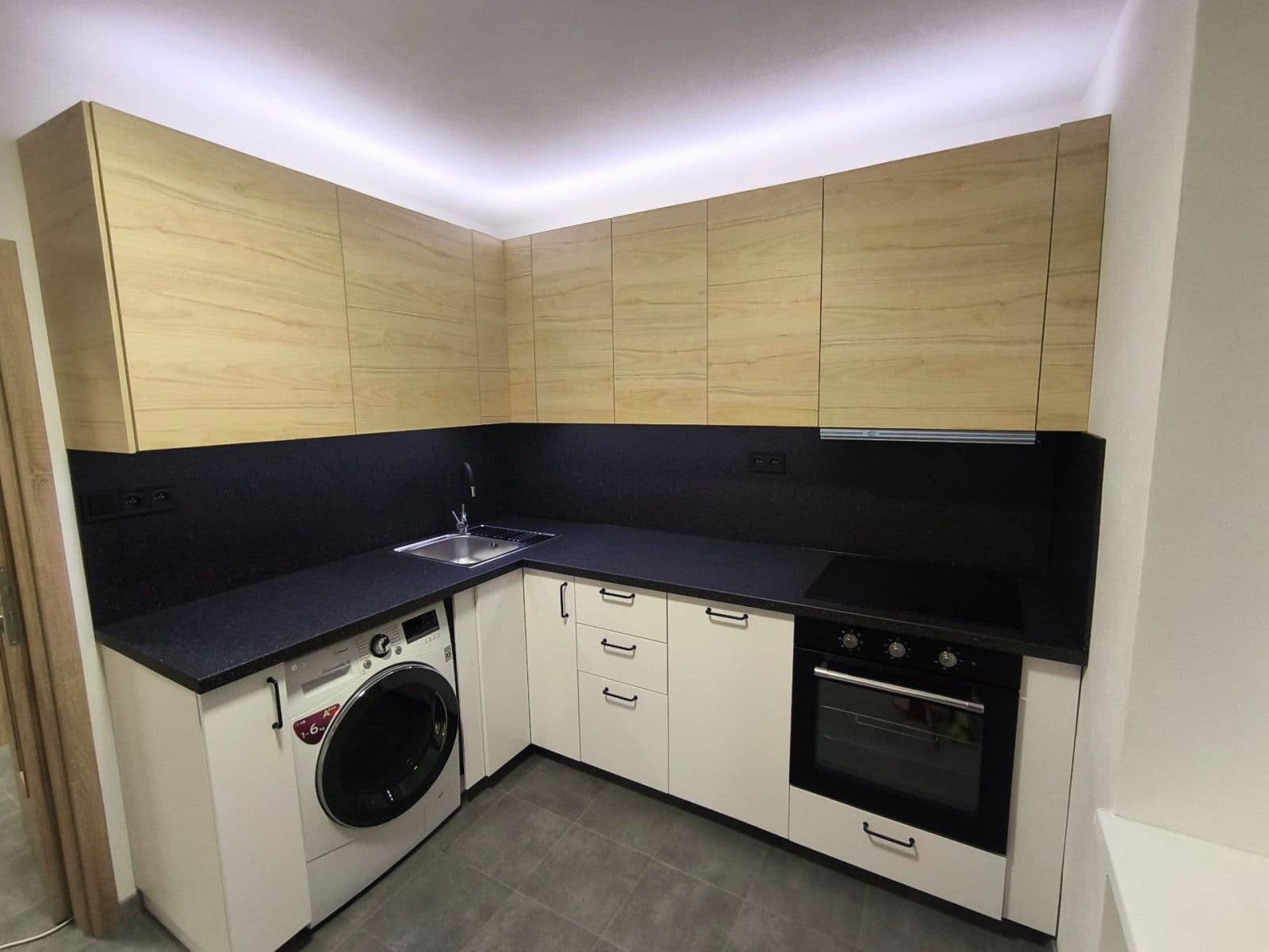 Pronájem bytu 1+1 30 m², Partyzánská, Plzeň, Plzeňský kraj Pronájem bytu 1+1 30 m², Partyzánská, Plzeň, Plzeňský kraj