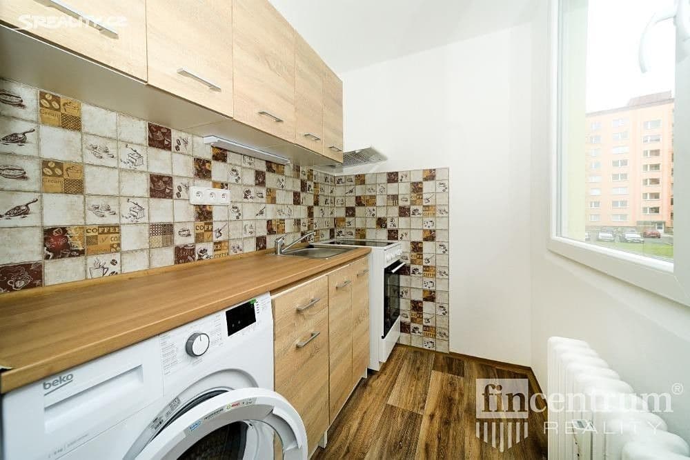 Pronájem bytu 1+kk 30 m², Hlávkova, Teplice, Ústecký kraj Pronájem bytu 1+kk 30 m², Hlávkova, Teplice, Ústecký kraj