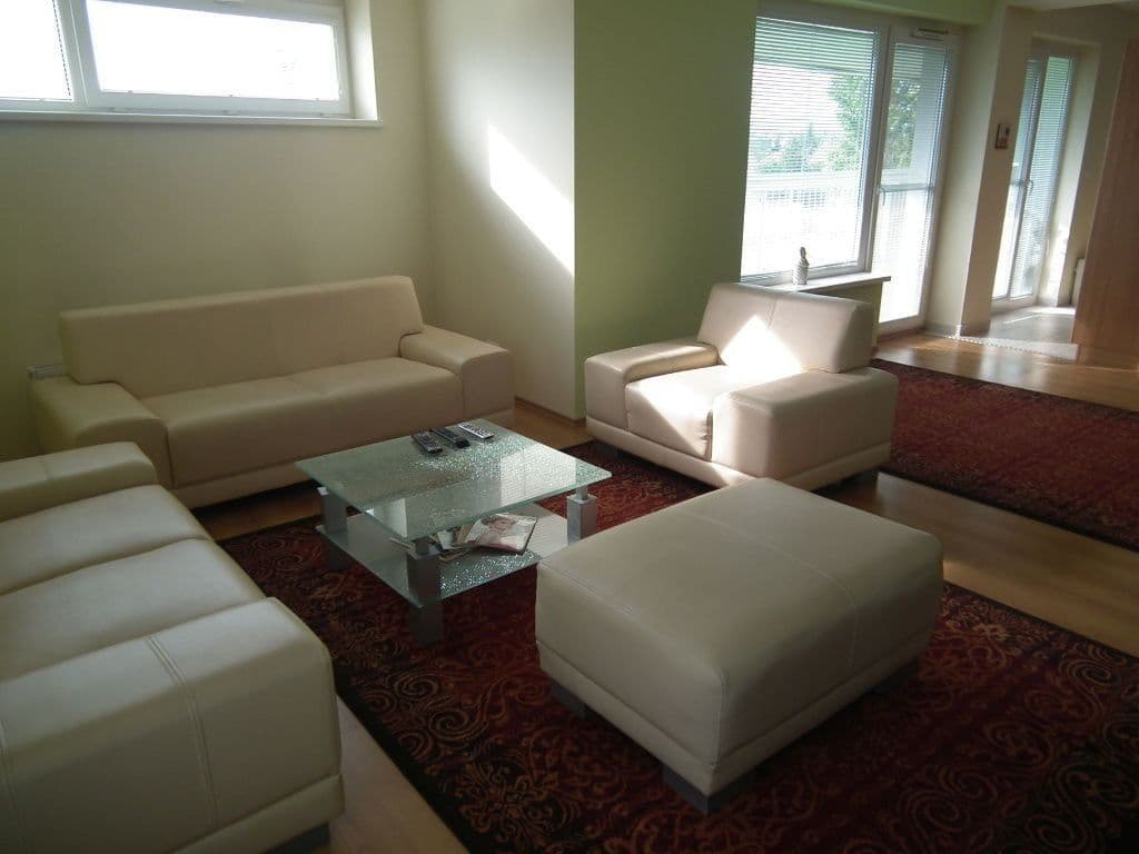 Pronájem bytu 2+1 108 m², Hrachová, Ružinov, Bratislavský kraj Pronájem bytu 2+1 108 m², Hrachová, Ružinov, Bratislavský kraj