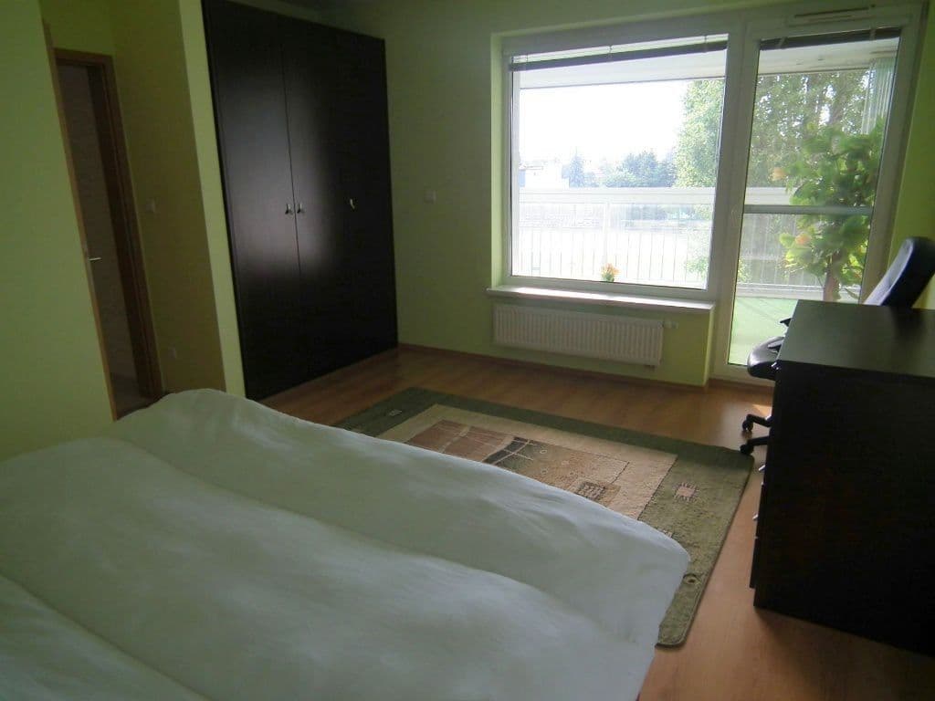 Pronájem bytu 2+1 108 m², Hrachová, Ružinov, Bratislavský kraj Pronájem bytu 2+1 108 m², Hrachová, Ružinov, Bratislavský kraj