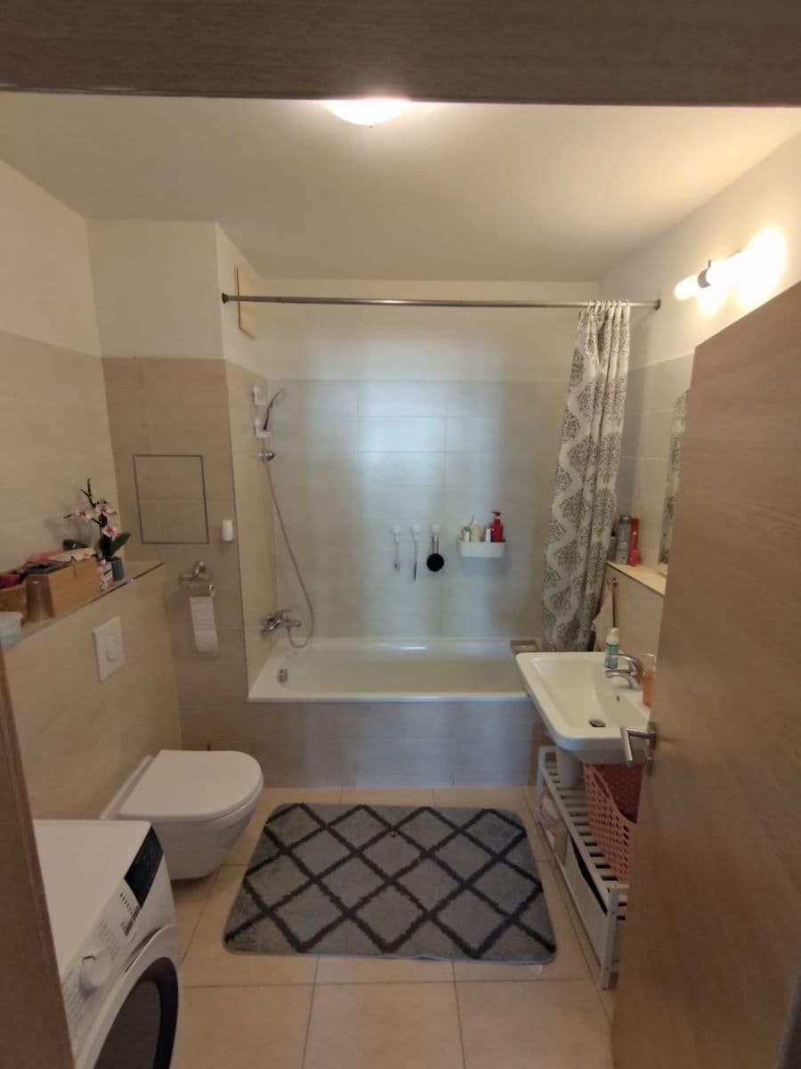 Pronájem bytu 2+kk 59 m², Sousedíkova, Praha, Praha Pronájem bytu 2+kk 59 m², Sousedíkova, Praha, Praha