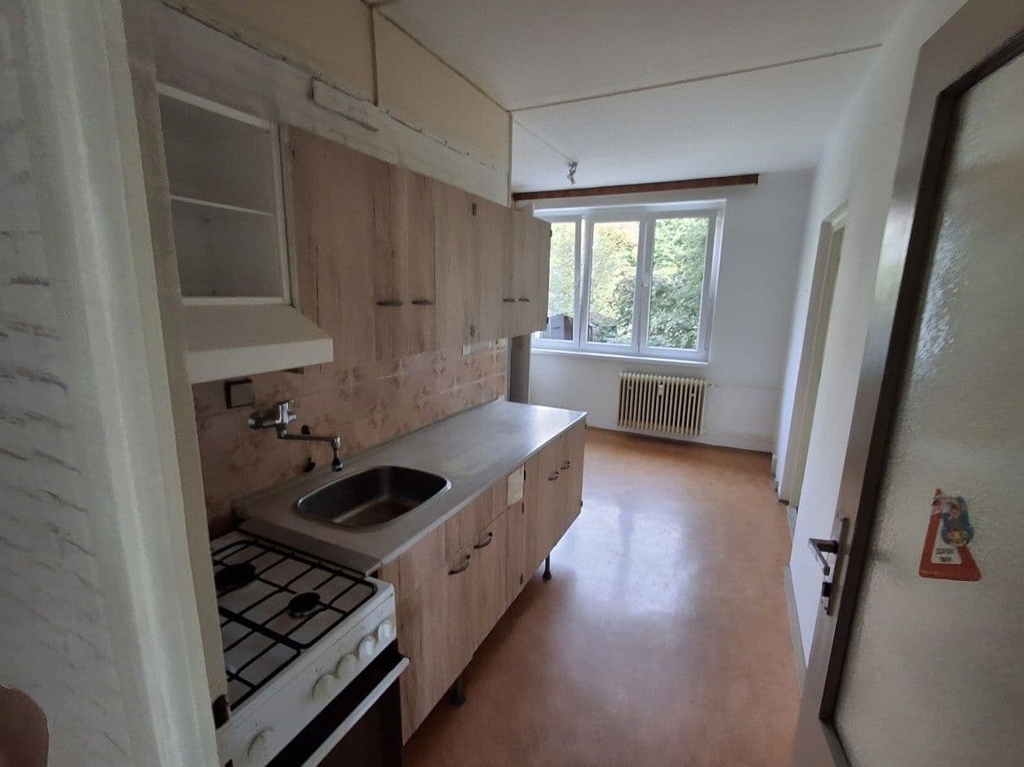 Pronájem bytu 3+1 64 m², Boženy Němcové, Cheb, Karlovarský kraj Pronájem bytu 3+1 64 m², Boženy Němcové, Cheb, Karlovarský kraj