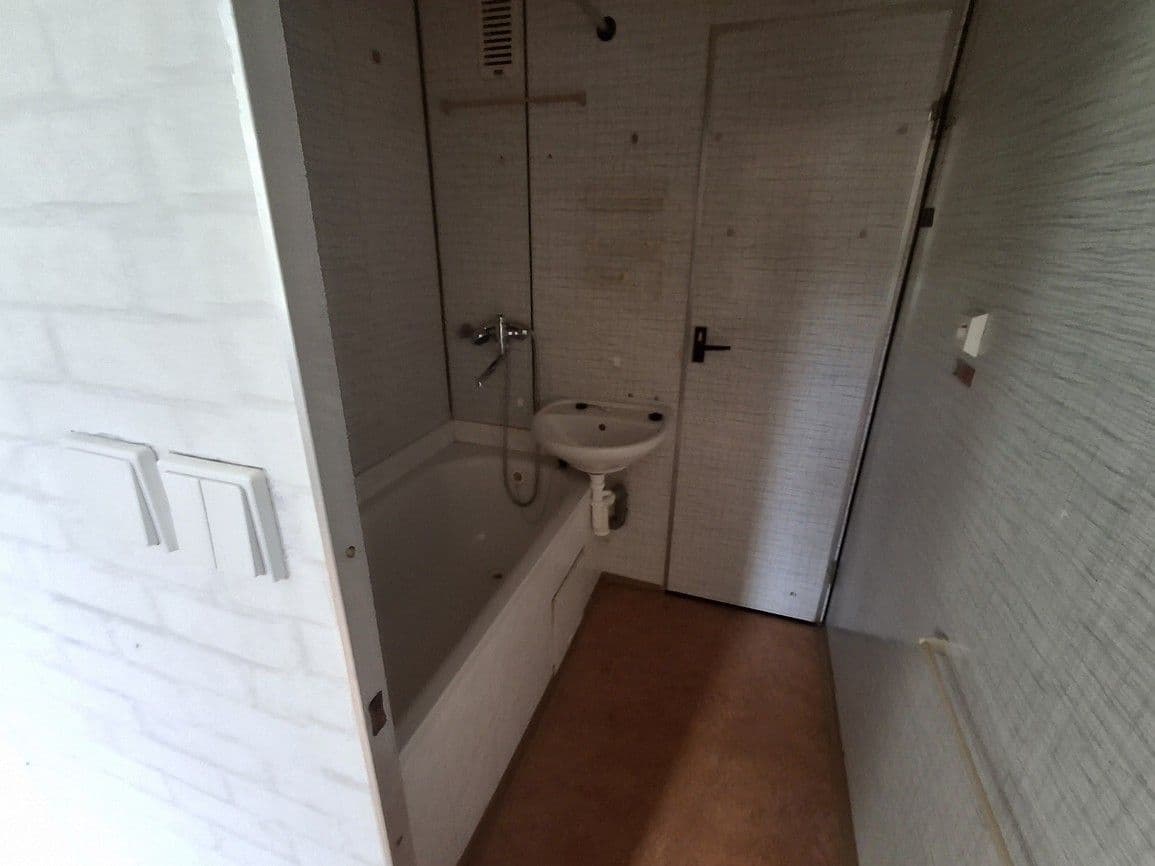 Pronájem bytu 3+1 64 m², Boženy Němcové, Cheb, Karlovarský kraj Pronájem bytu 3+1 64 m², Boženy Němcové, Cheb, Karlovarský kraj