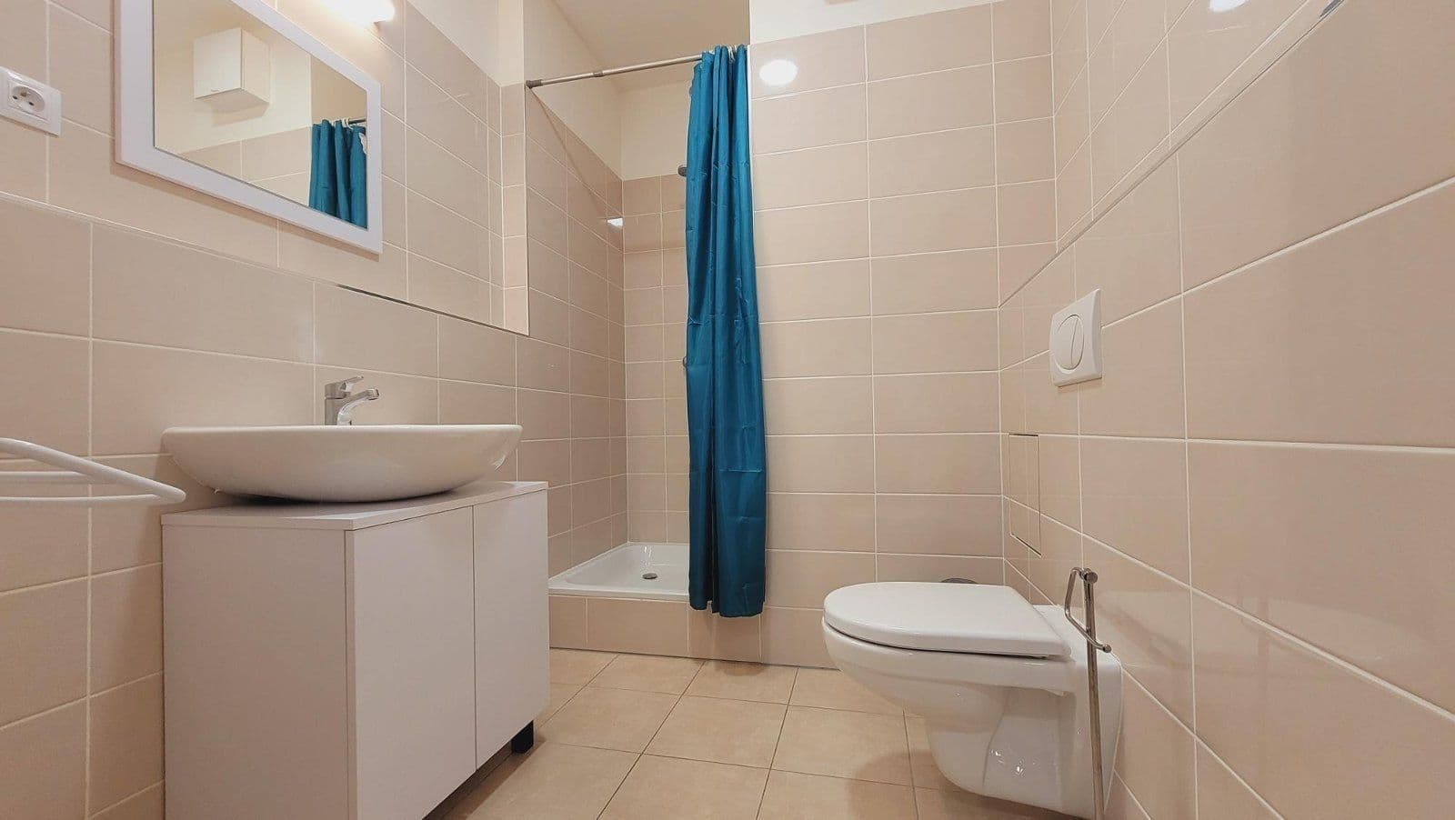 Pronájem bytu 1+kk 28 m², Magisterská, Plzeň, Plzeňský kraj Pronájem bytu 1+kk 28 m², Magisterská, Plzeň, Plzeňský kraj