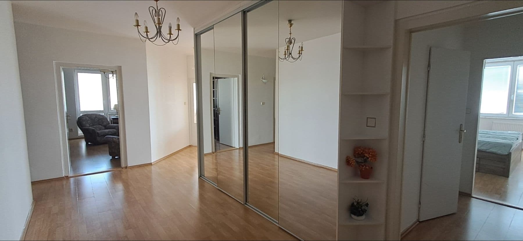 Pronájem bytu 4+1 100 m², Volutová, Praha, Praha Pronájem bytu 4+1 100 m², Volutová, Praha, Praha
