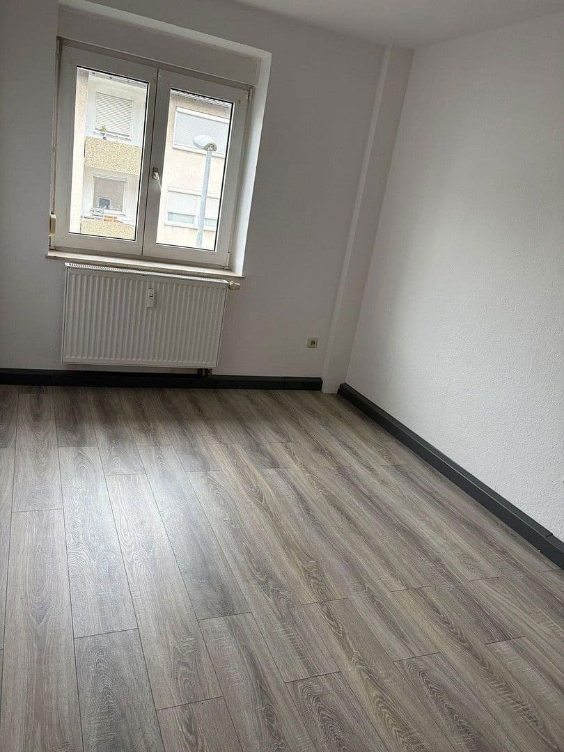 Pronájem bytu 5+1 129 m², Im Windeck 32-34, Hettenleidelheim, Porýní-Falc Pronájem bytu 5+1 129 m², Im Windeck 32-34, Hettenleidelheim, Porýní-Falc
