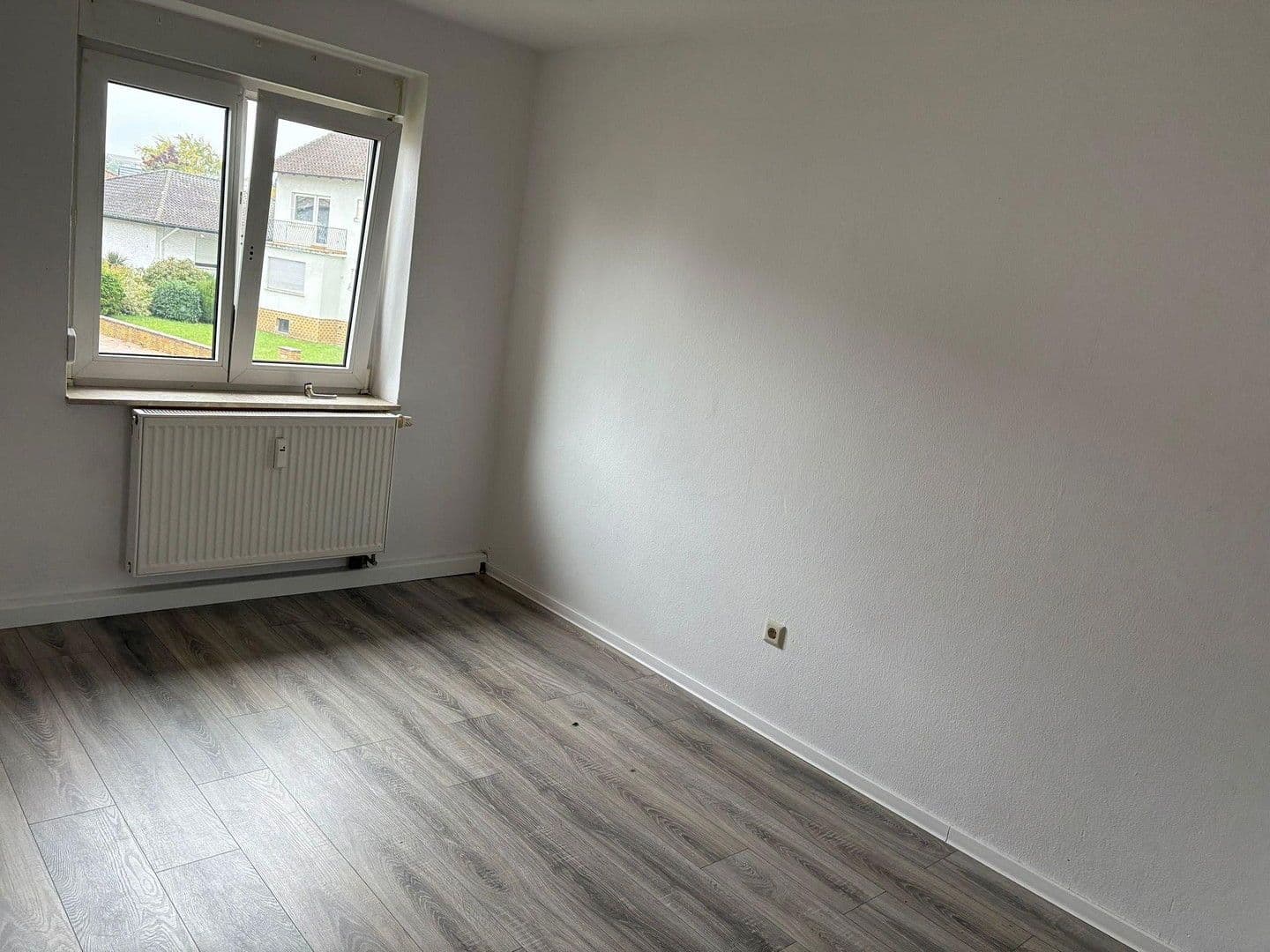 Pronájem bytu 5+1 129 m², Im Windeck 32-34, Hettenleidelheim, Porýní-Falc Pronájem bytu 5+1 129 m², Im Windeck 32-34, Hettenleidelheim, Porýní-Falc