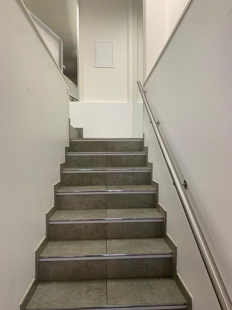 Pronájem nebytového prostoru 150 m², Hochstraße 18, Menden (Sauerland), Severní Porýní-Vestfálsko Pronájem nebytového prostoru 150 m², Hochstraße 18, Menden (Sauerland), Severní Porýní-Vestfálsko