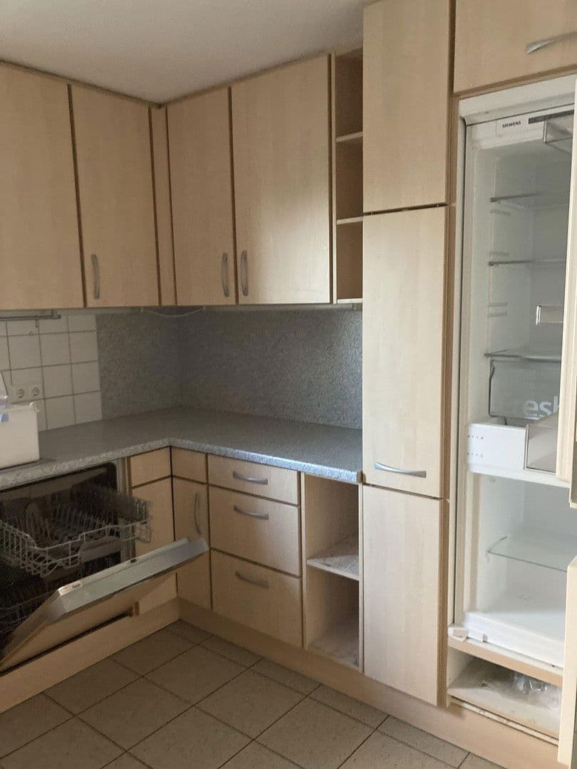 Pronájem bytu 4+1 104 m², Neu-Ulm, Bavorsko Pronájem bytu 4+1 104 m², Neu-Ulm, Bavorsko