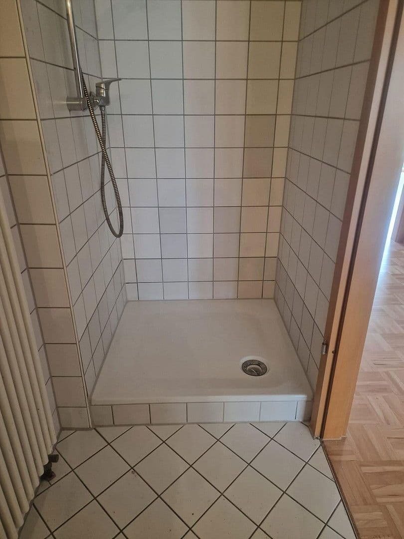 Pronájem bytu 4+1 104 m², Neu-Ulm, Bavorsko Pronájem bytu 4+1 104 m², Neu-Ulm, Bavorsko
