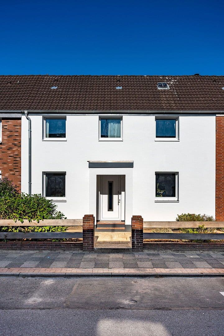 Prodej domu 109 m², pozemek 290 m², Anholtstr. 23, Häfen - Bremerhaven, Bremen Prodej domu 109 m², pozemek 290 m², Anholtstr. 23, Häfen - Bremerhaven, Bremen