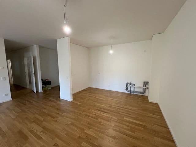 Pronájem bytu 3+1 127 m², Regattastr 51e, Berlin, Berlín Pronájem bytu 3+1 127 m², Regattastr 51e, Berlin, Berlín