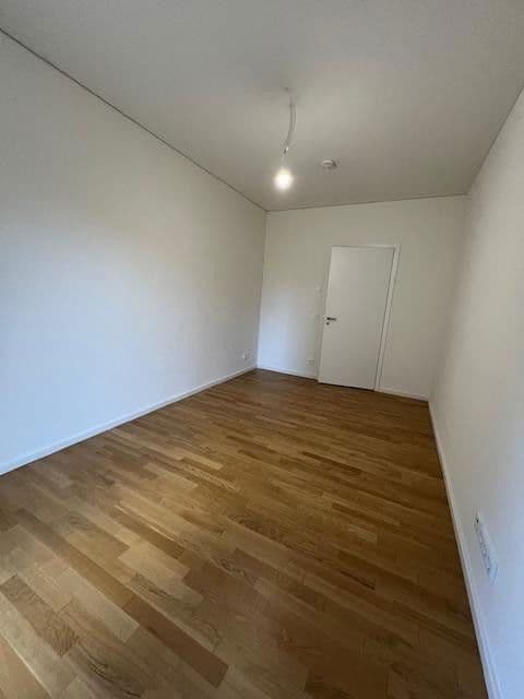 Pronájem bytu 3+1 127 m², Regattastr 51e, Berlin, Berlín Pronájem bytu 3+1 127 m², Regattastr 51e, Berlin, Berlín