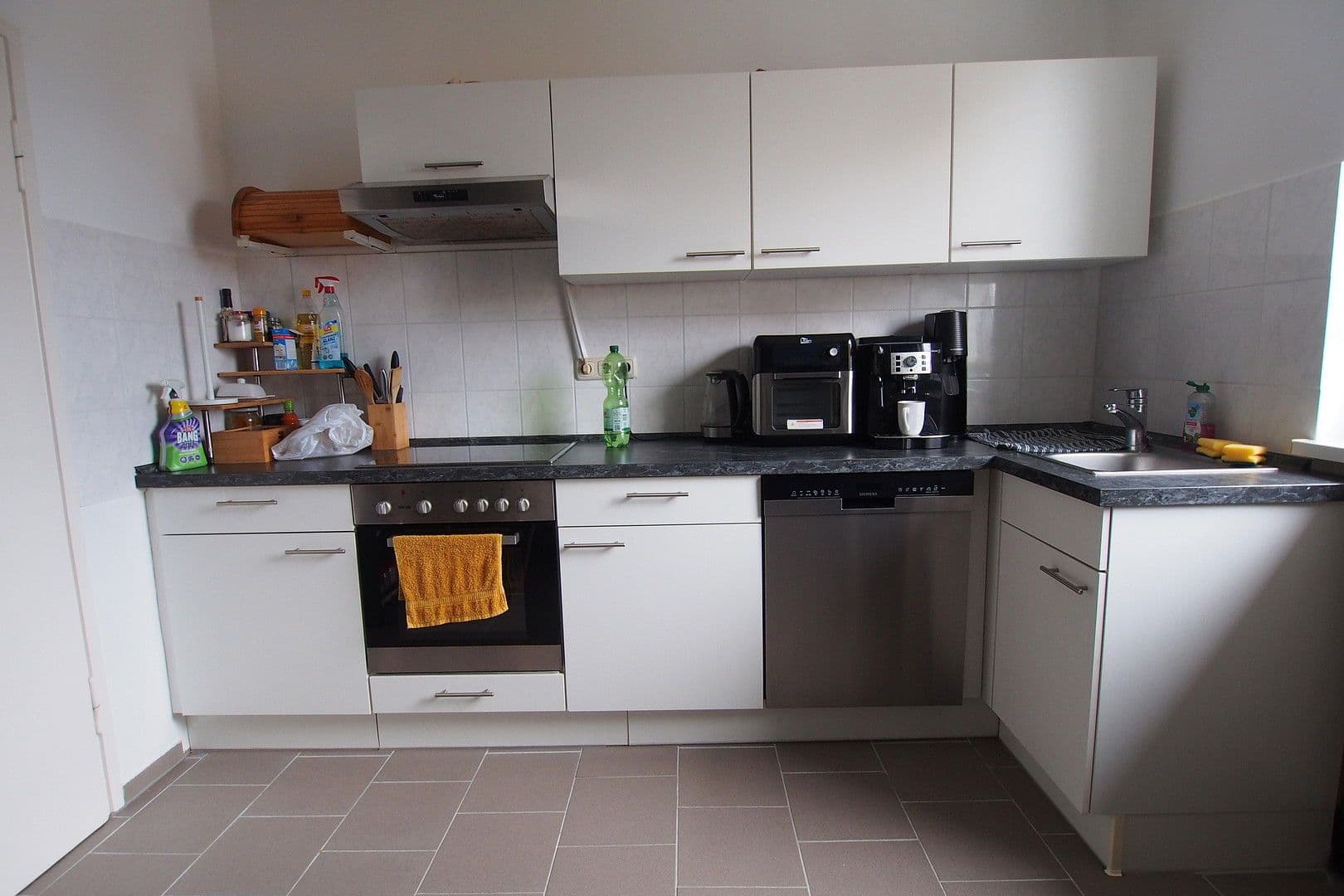 Pronájem bytu 2+1 60 m², Holzstraße 5, Fürstenfeldbruck, Bavorsko Pronájem bytu 2+1 60 m², Holzstraße 5, Fürstenfeldbruck, Bavorsko