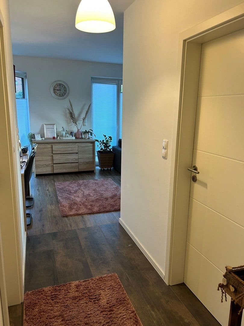 Pronájem bytu 2+1 55 m², Ocholter Straße 5a, Bad Zwischenahn, Dolní Sasko Pronájem bytu 2+1 55 m², Ocholter Straße 5a, Bad Zwischenahn, Dolní Sasko