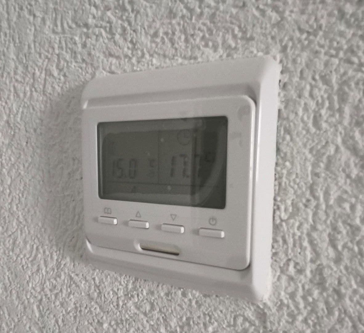 Prodej bytu 3+1 81 m², Rheinbach, Severní Porýní-Vestfálsko Prodej bytu 3+1 81 m², Rheinbach, Severní Porýní-Vestfálsko