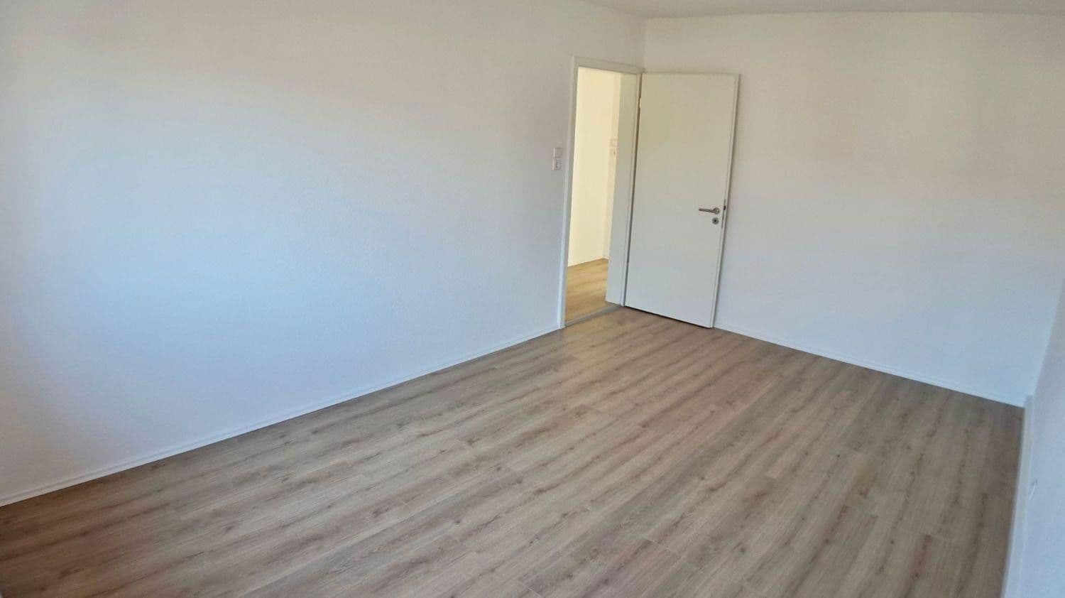 Pronájem bytu 3+1 71 m², Offenburg, Bádensko-Württembersko Pronájem bytu 3+1 71 m², Offenburg, Bádensko-Württembersko