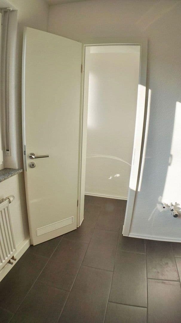 Pronájem bytu 3+1 71 m², Offenburg, Bádensko-Württembersko Pronájem bytu 3+1 71 m², Offenburg, Bádensko-Württembersko